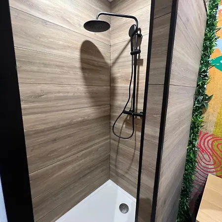 Appartamento Capsule Safari - Jacuzzi - Nintendo Switch - Netflix&home Cinéma - Pouf Géant - Filet Suspendu *