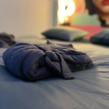 Capsule Safari - Jacuzzi - Nintendo Switch - Netflix&home Cinéma - Pouf Géant - Filet Suspendu